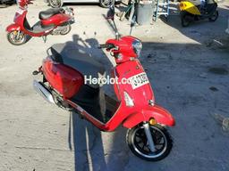 KYMCO USA INC LIKE 150 2018 red  gas  64039372 LC2DBJ143JC100531 LC2DBJ143JC100531 photo #2