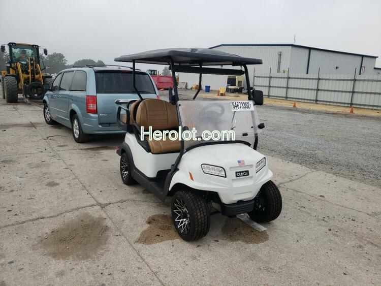 GOLF CLUB CAR 2021 white    64673362 4C94124D3MC335293 4C94124D3MC335293 photo #1