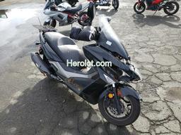 KYMCO USA INC X-TOWN 300 2022 black  gas  72432662 LC2W1M248NC100106 LC2W1M248NC100106 photo #2