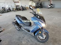 KYMCO USA INC X-TOWN 300 2020 blue  gas  39319173 LC2W1M248LC100295 LC2W1M248LC100295 photo #2