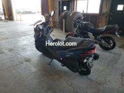 KYMCO USA INC X-TOWN 300 2020 blue  gas  39319173 LC2W1M248LC100295 LC2W1M248LC100295 photo #4