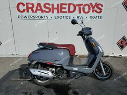 KYMCO USA INC LIKE 150 2019 gray  gas  44031473 LC2DBJ14XKC100365 LC2DBJ14XKC100365 photo #2