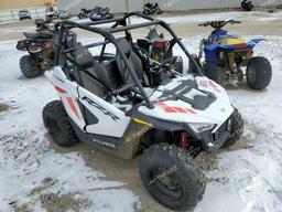 POLARIS RZR 200 EF 2022 white  gas  70887282 L6KHCB185NS000118 L6KHCB185NS000118 photo #2