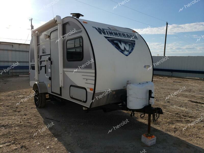 WINNEBAGO WINNEBAGO 2017 white    44117133 54CTW1F18H3032058 54CTW1F18H3032058 photo #1