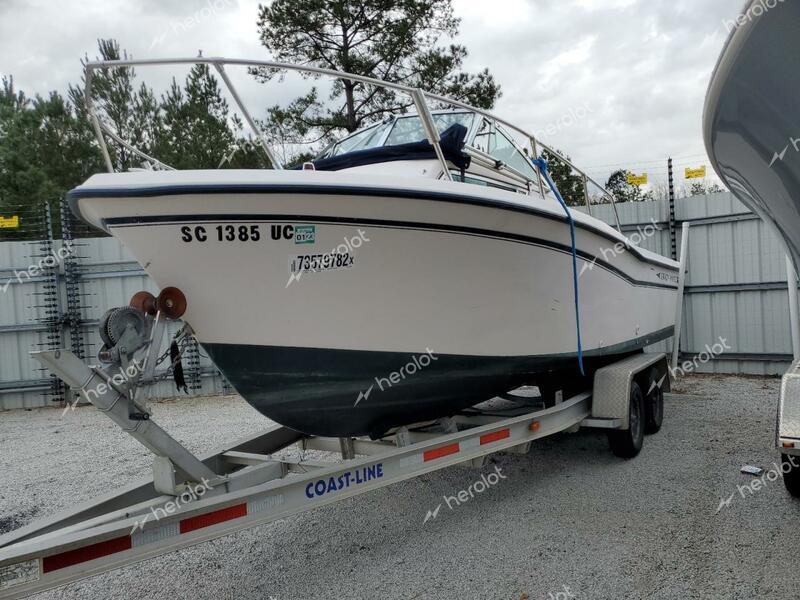 GRAD BOAT / TRA 1996 white   NTLAD614A696 photo #1