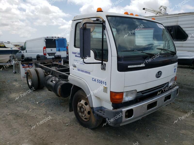 NISSAN DIESEL UD1400 2005 white tilt cab diesel  50296823 JNAUZ51J05A450232 JNAUZ51J05A450232 photo #1