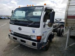 NISSAN DIESEL UD1400 2005 white tilt cab diesel  50296823 JNAUZ51J05A450232 JNAUZ51J05A450232 photo #3