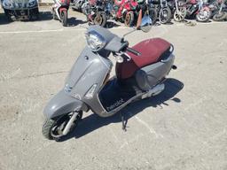 KYMCO USA INC LIKE 150 2019 gray  gas  47962703 LC2DBJ147KC100274 LC2DBJ147KC100274 photo #3