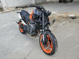 KTM 790 DUKE 2020 orange  gas VBKTU6405LM776098 photo #2