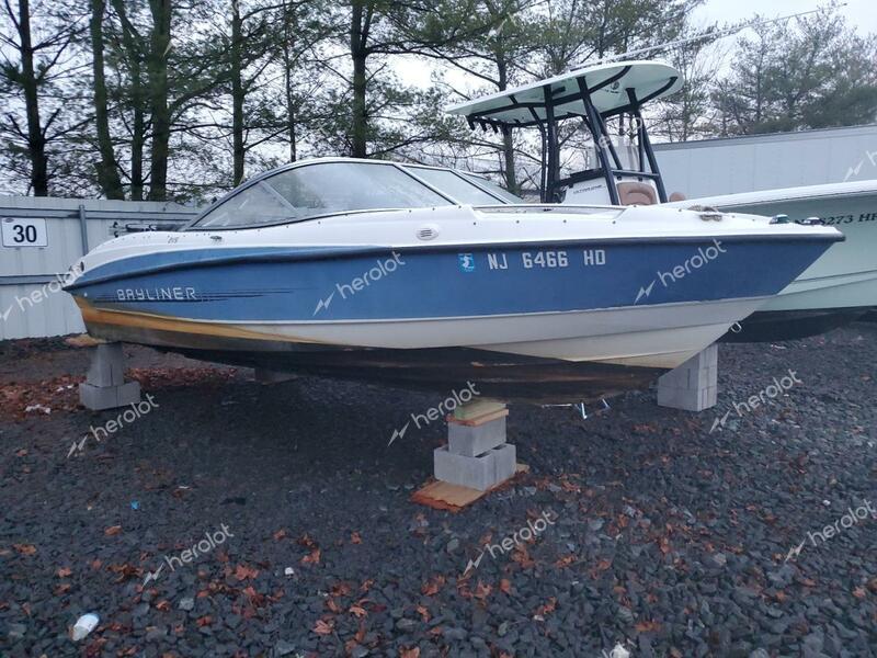 BAYL BOAT W/TRL 2011 two tone   BLBB12CXA111 photo #1