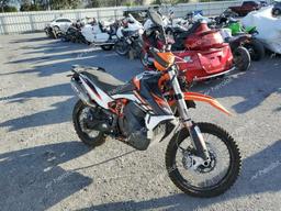 KTM 890 ADVENT 2021 orange  gas VBKTR6404MM822457 photo #2