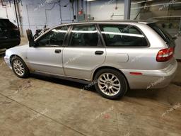 VOLVO V40 1.9T 2003 silver  gas YV1VW27523F990629 photo #3