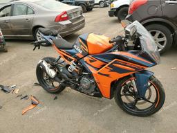 KTM 390 RC 2022 orange  gas MD2JYJ401NC215478 photo #2