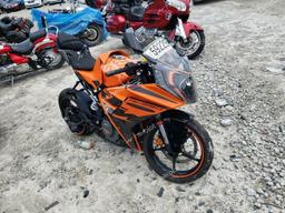 KTM 390 RC 2022 orange  gas MD2JYJ402NC216932 photo #2