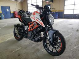 KTM DUKE 2023 orange   MD2JPJ402PC228200 photo #2