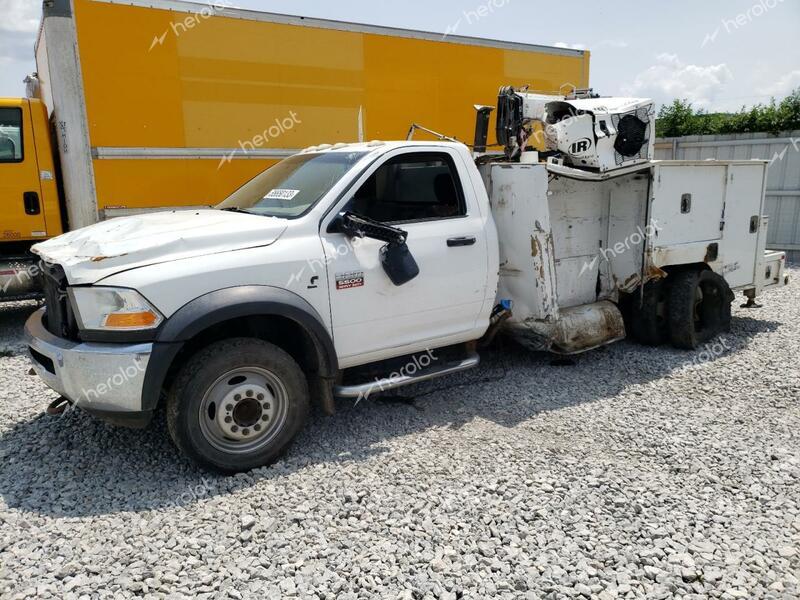 DODGE 5500 2011 white  diesel 3D6WU7EL2BG502656 photo #1