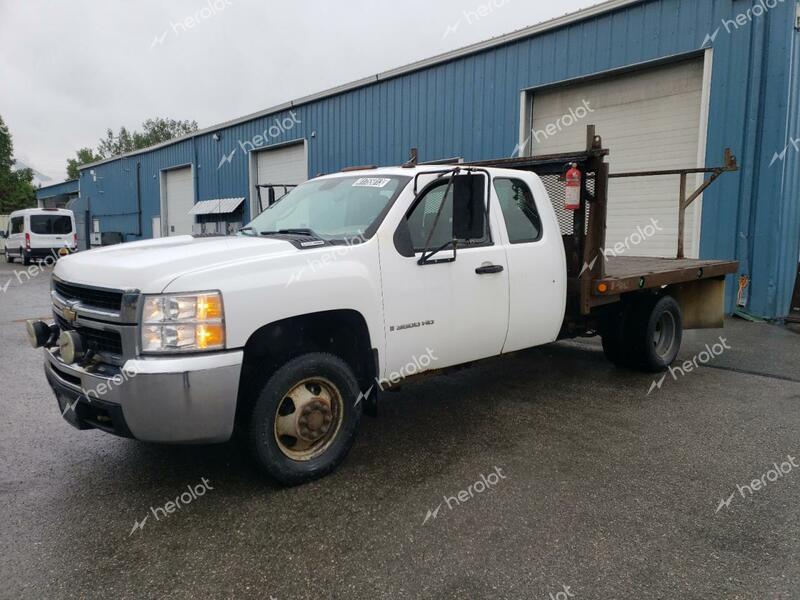 CHEVROLET 3500 SILVE 2008 white  diesel 1GBJK39618E100912 photo #1