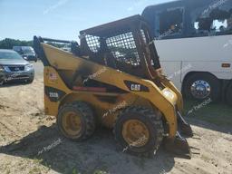 CATERPILLAR SKID STEER 2013 yellow   8252BTTNK92329 photo #2