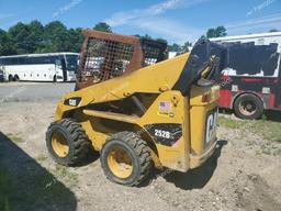 CATERPILLAR SKID STEER 2013 yellow   8252BTTNK92329 photo #4