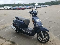 KYMCO USA INC LIKE 150 2019 blue  gas LC2DBJ146KC101027 photo #2