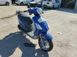 PIAGGIO FLY 150 2006 blue motor sc gas ZAPM428F165001498 photo #2