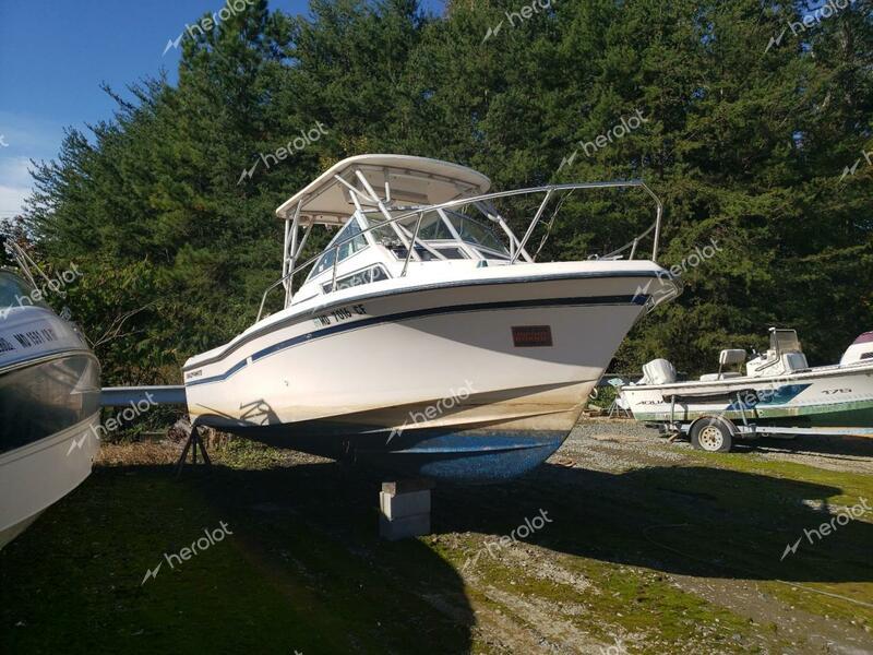 GRAD BOAT 1997 beige   NTLBN161D797 photo #1