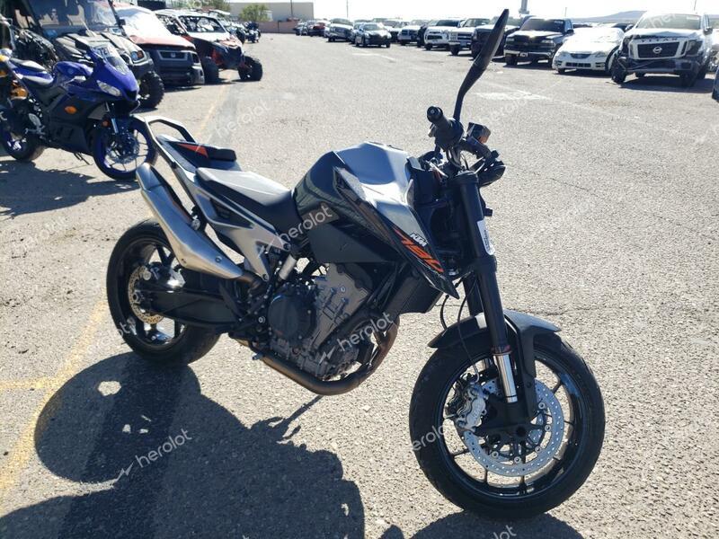 KTM 790 DUKE 2019 silver  gas VBKTU6402KM737810 photo #1