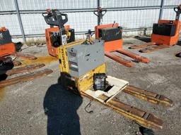 CATERPILLAR PALLET PRO 2001 yellow  electric 2CL05588 photo #4