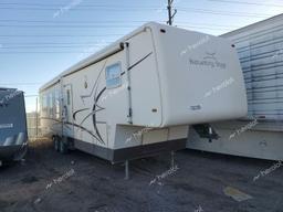 TRAIL KING TRAILER 2002 white   1N8LK352120078765 photo #2