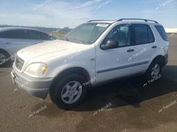 MERCEDES-BENZ ML 320 1998 white 4dr spor gas 4JGAB54E0WA032463 photo #2