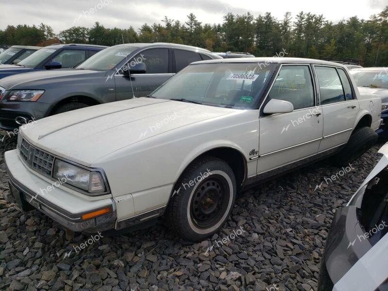 OLDSMOBILE NINETY-EIG 1988 white  gas 1G3CX51C8J4326377 photo #1