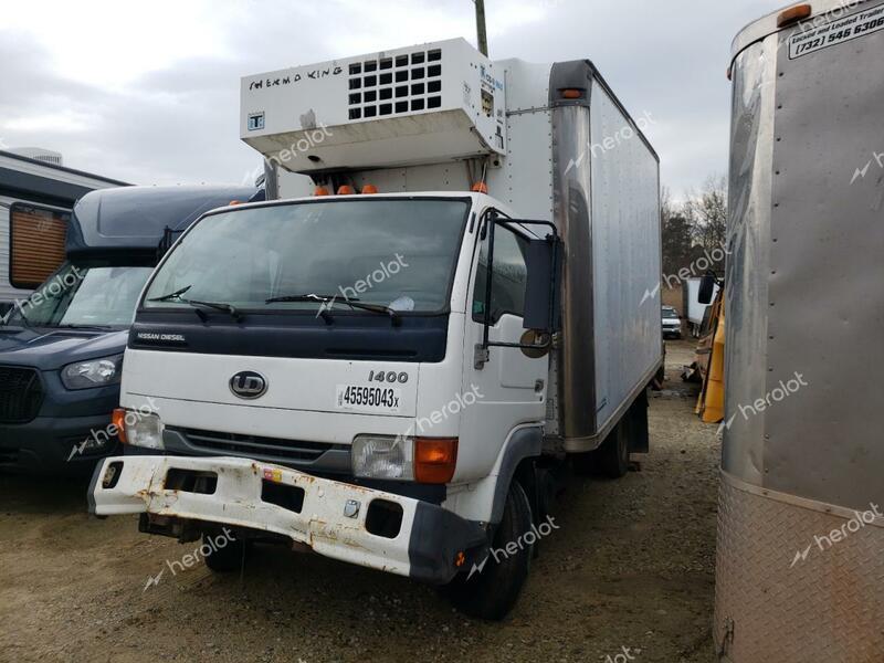 NISSAN DIESEL UD1400 2004 white tilt cab diesel JNAUZU1J34A455255 photo #1