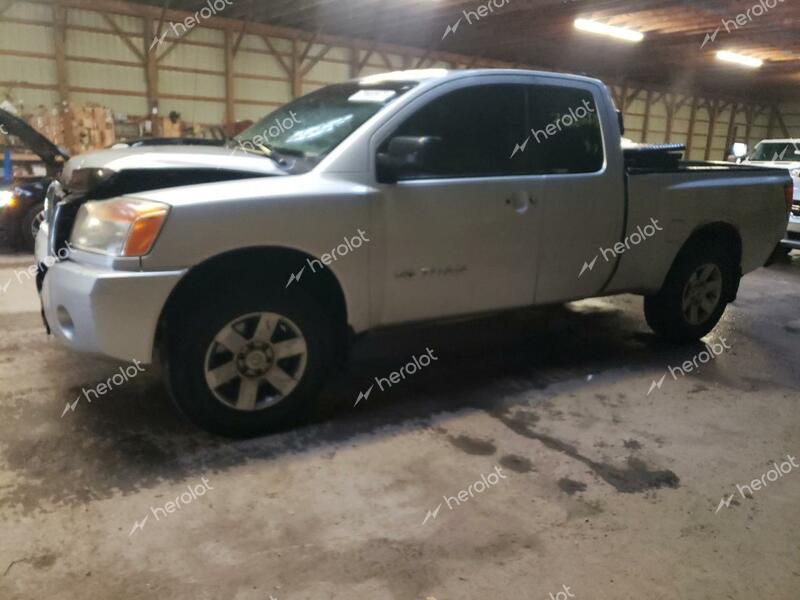 NISSAN TITAN XE 2009 white club cab gas 1N6AA06A29N312335 photo #1