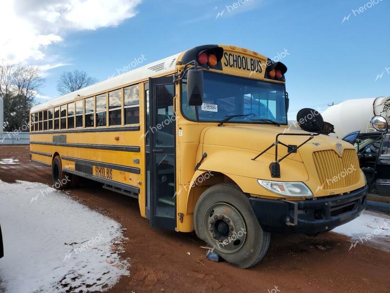 IC CORPORATION 3000 2005 yellow bus diesel 4DRBUAFN45B985948 photo #1