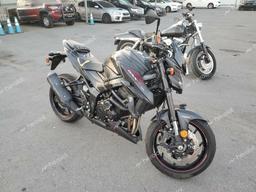 SUZUKI GSX-S750 M 2018 black  gas JS1C533D3J2100141 photo #2