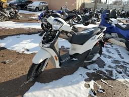 PIAGGIO 150CC 2021 cream  gas ZAPM898G4M7002829 photo #3