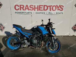 SUZUKI GSX800 R 2023 blue  gas JS1EM11B2P7100225 photo #2