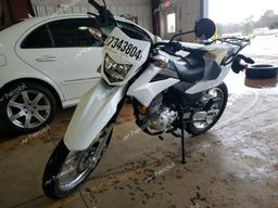 HONDA XR150L E 2023 white  gas 3H1KD1311PD005203 photo #3