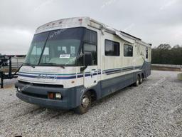 FORD WINNEBAGO 1997 white  gas 3FCMF53G5VJA07036 photo #3