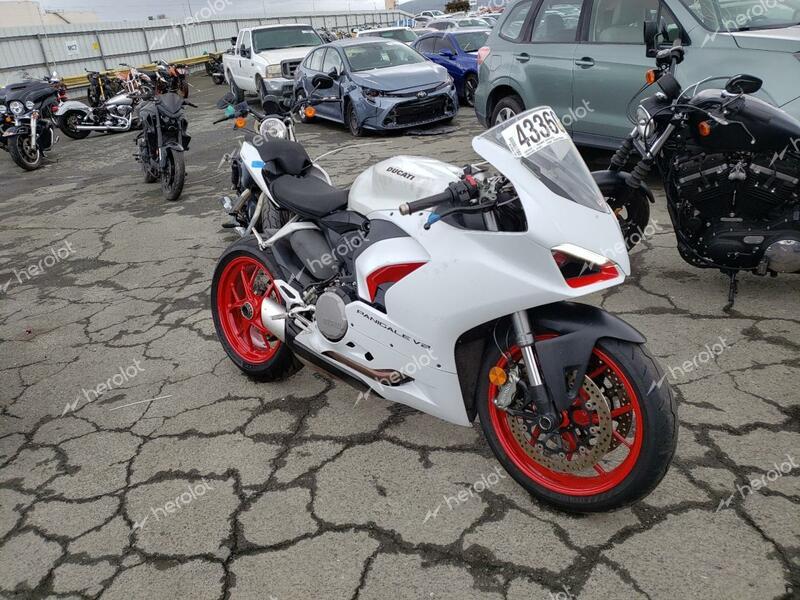 DUCATI PANIGALE V 2021 white  gas ZDMHAATWXMB004237 photo #1