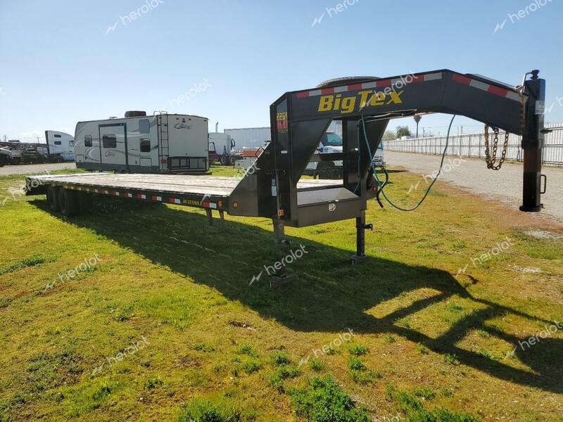 BIG DOG TEX TRAILR 2022 black   16V3F4822N6166392 photo #1