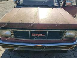 GMC S TRUCK S1 1984 red  gas 1GTCS14B2E2523928 photo #4