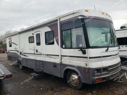 WINNEBAGO CAMPER 2002 white  gas 1FCNF53S310A19013 photo #2