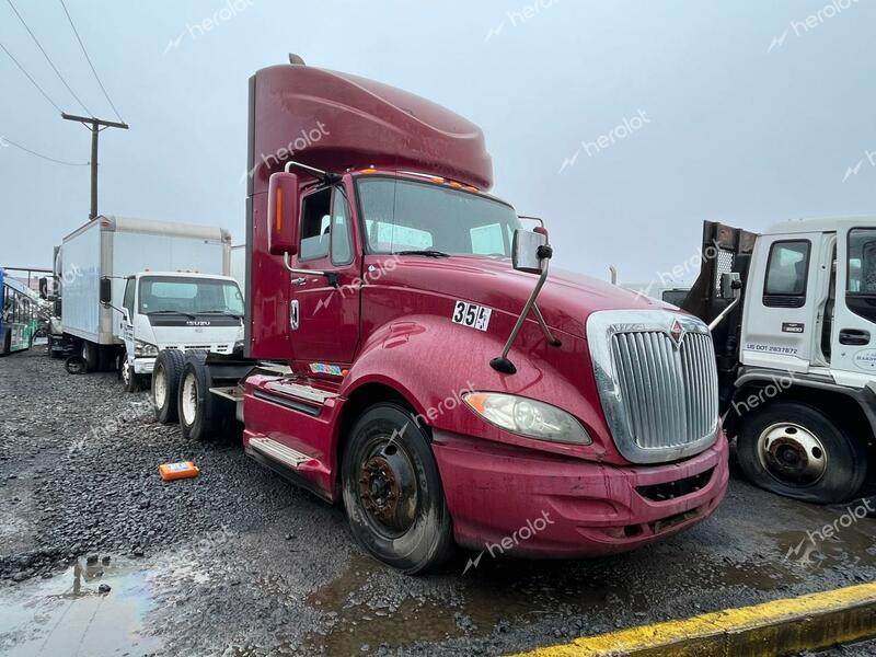 INTERNATIONAL PROSTAR PR 2011 maroon tractor diesel 3HSCUSJRXBN397793 photo #1