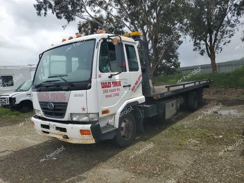 NISSAN DIESEL UD2000 2006 white tilt cab diesel JNAMB80H36AH55278 photo #1