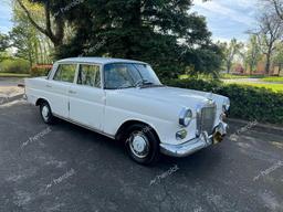 MERCEDES-BENZ 200D 1967 white   11011010304019 photo #2