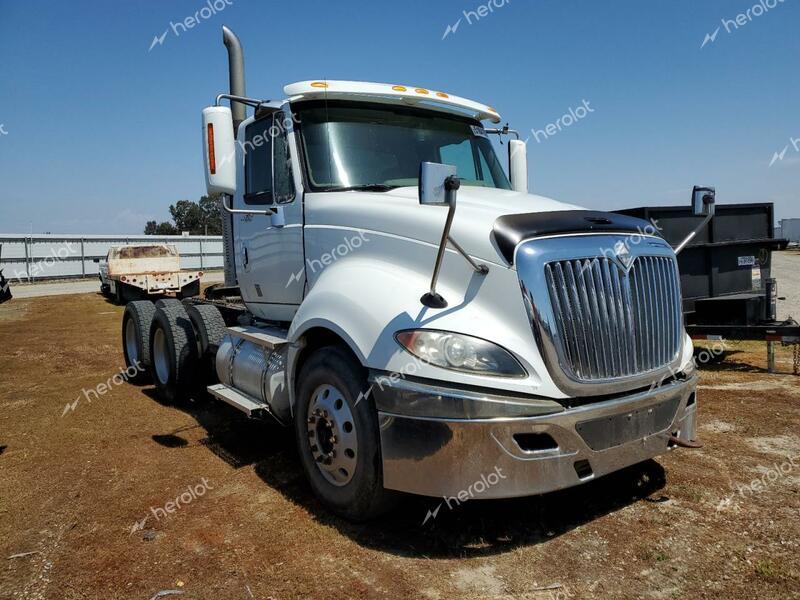 INTERNATIONAL PROSTAR PR 2008 white tractor diesel 2HSCUAPR18C555823 photo #1