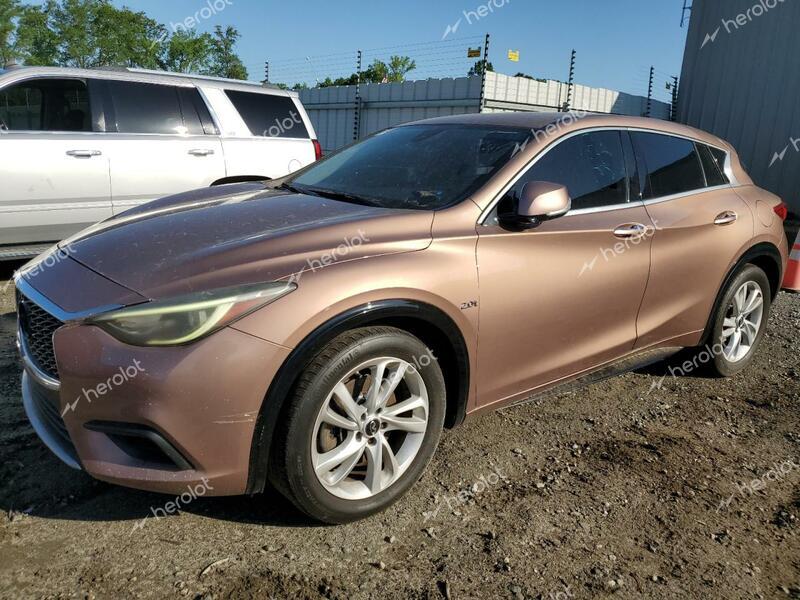 INFINITI QX30 PURE 2018 pink  gas SJKCH5CP7JA004468 photo #1