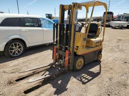 HYST FORK LIFT 1975 yellow   A010D16064A photo #3