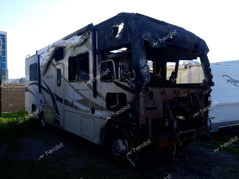 THOR MOTOR HOME 2016 tan motorize gas 1F64F5DY1F0A11517 photo #1